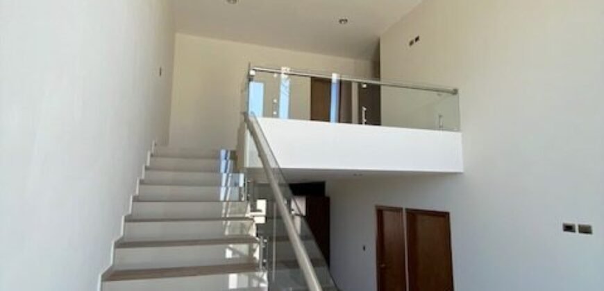 Casa Scorpio 310