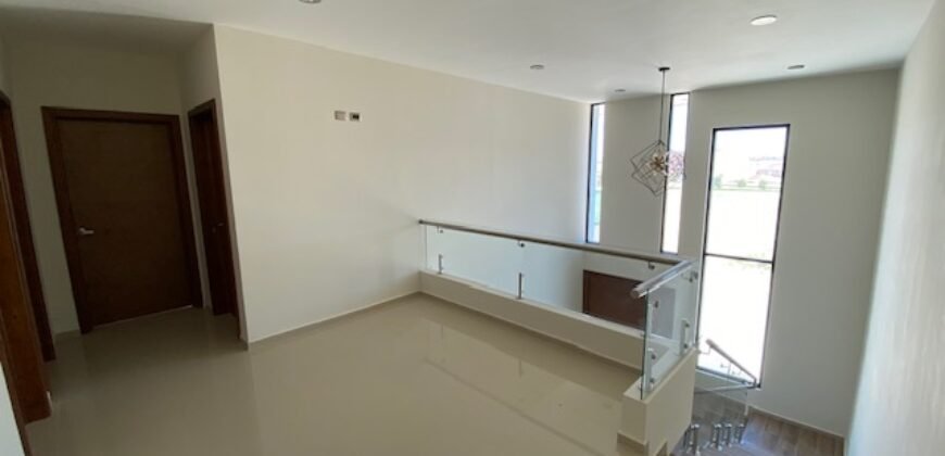 Casa Scorpio 310